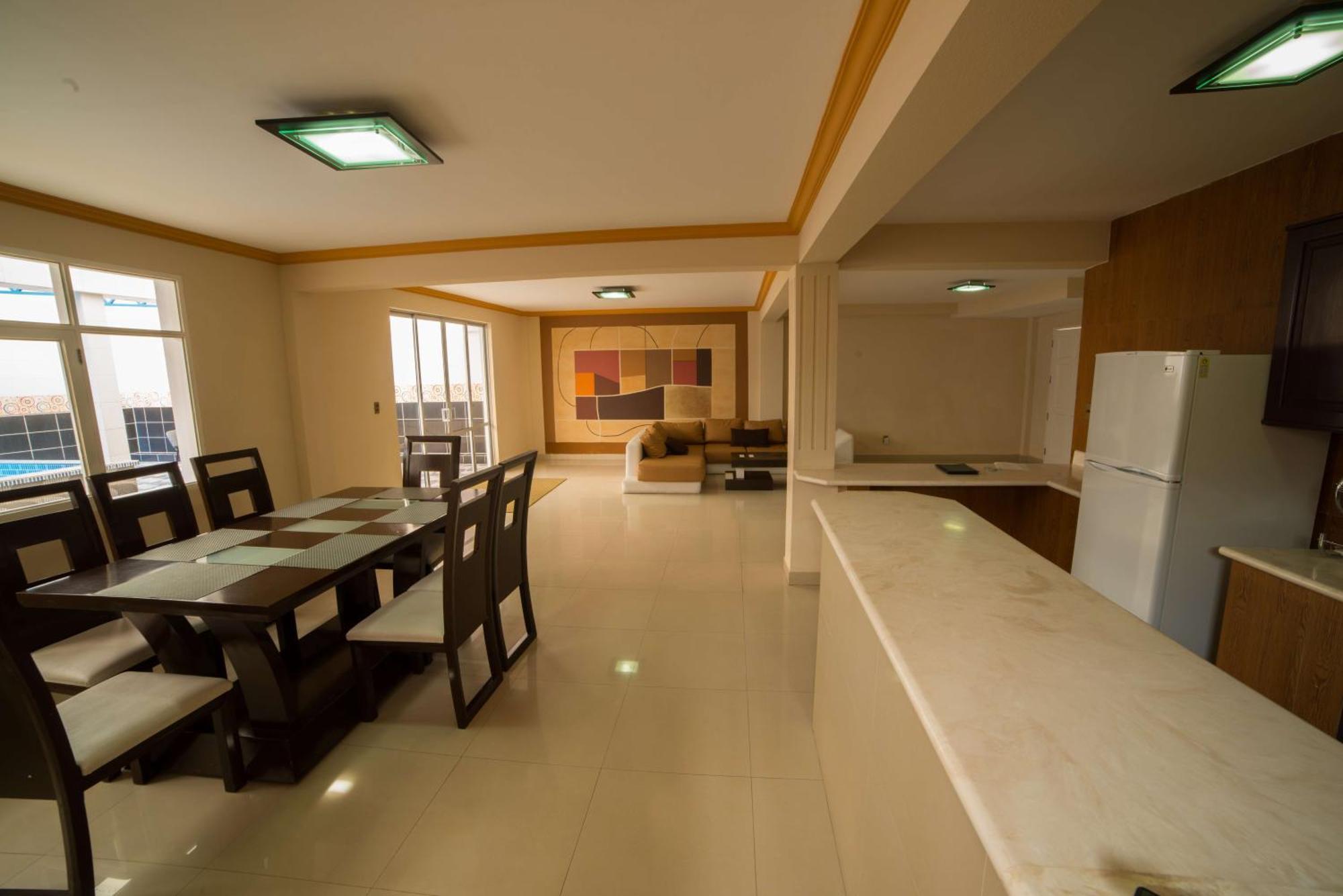 Hotel Regina Resort & Convenciones Кочабамба Номер фото